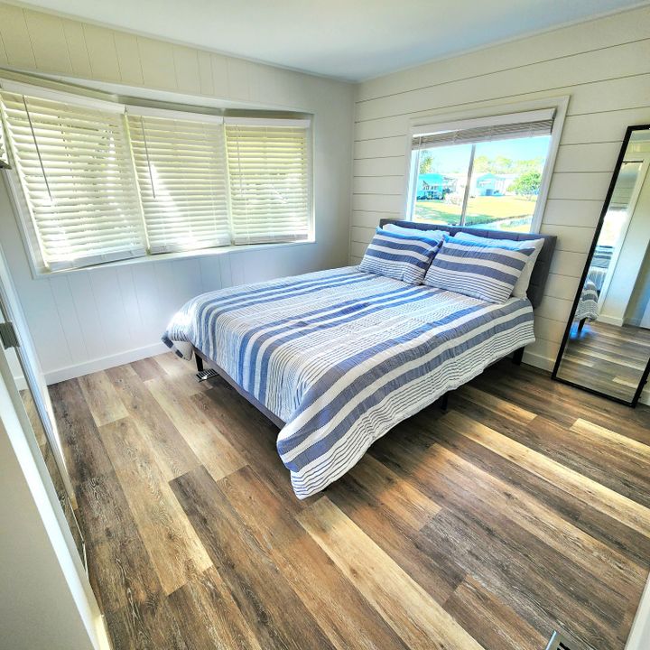 На продажу: $105,000 (2 спален, 2 ванн, 770 Квадратных фут)