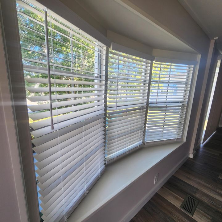 На продажу: $105,000 (2 спален, 2 ванн, 770 Квадратных фут)