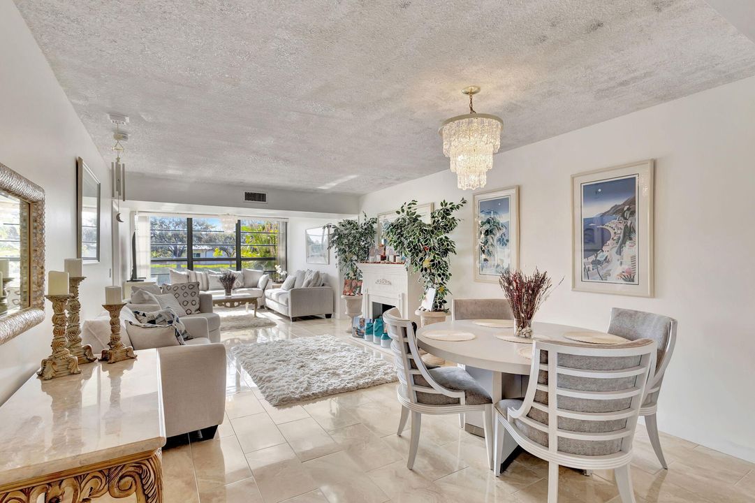 На продажу: $284,000 (2 спален, 2 ванн, 1397 Квадратных фут)