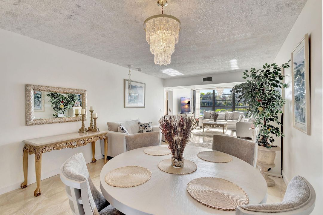 На продажу: $284,000 (2 спален, 2 ванн, 1397 Квадратных фут)