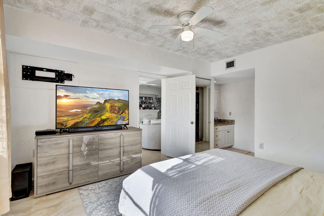 На продажу: $284,000 (2 спален, 2 ванн, 1397 Квадратных фут)