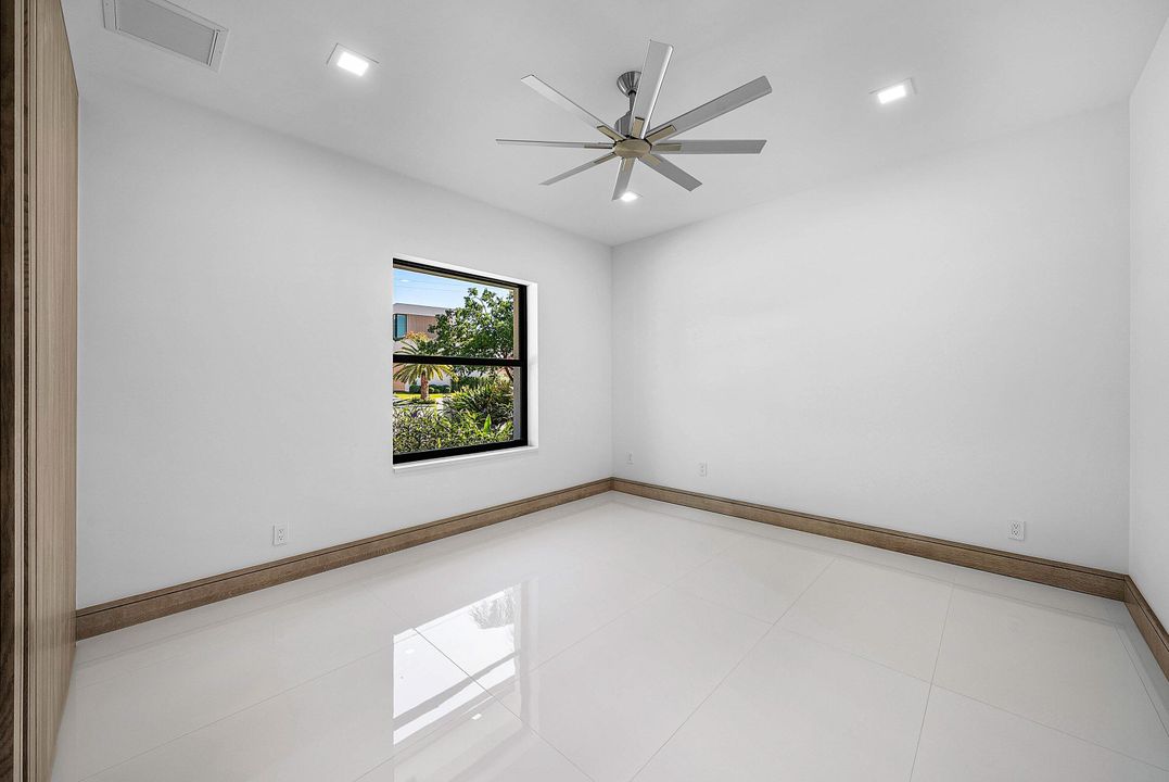 На продажу: $6,500,000 (4 спален, 4 ванн, 3538 Квадратных фут)