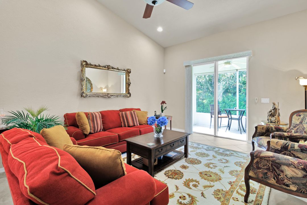 For Sale: $325,000 (3 beds, 2 baths, 1800 Square Feet)