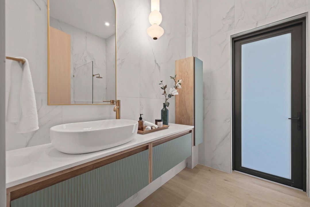 待售: $4,900,000 (5 贝兹, 5 浴室, 4573 平方英尺)