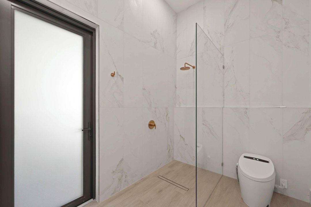 待售: $4,900,000 (5 贝兹, 5 浴室, 4573 平方英尺)