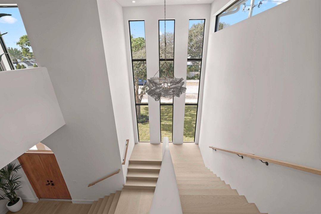 待售: $4,900,000 (5 贝兹, 5 浴室, 4573 平方英尺)