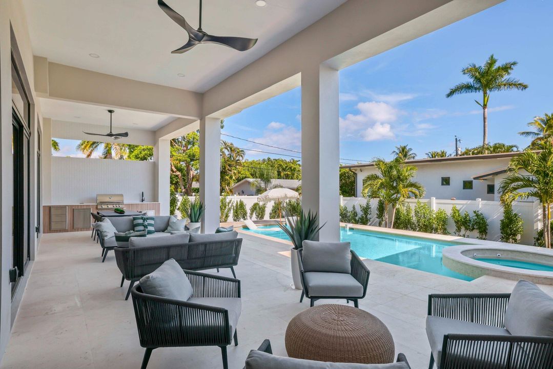 待售: $4,900,000 (5 贝兹, 5 浴室, 4573 平方英尺)