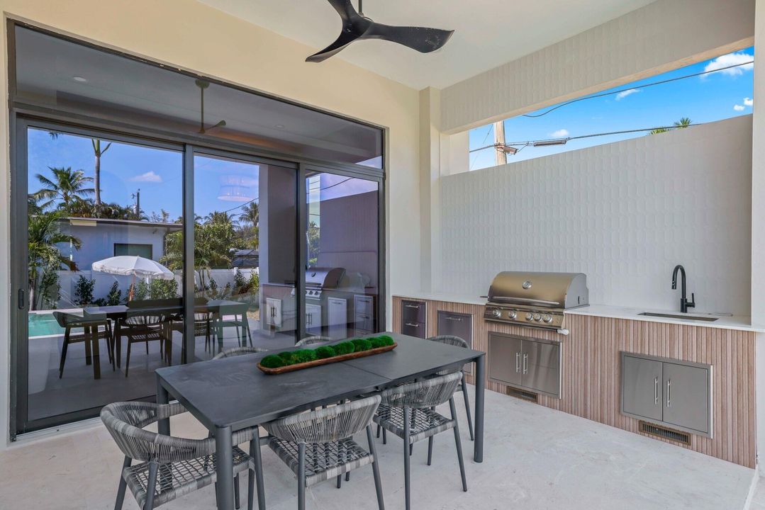 待售: $4,900,000 (5 贝兹, 5 浴室, 4573 平方英尺)