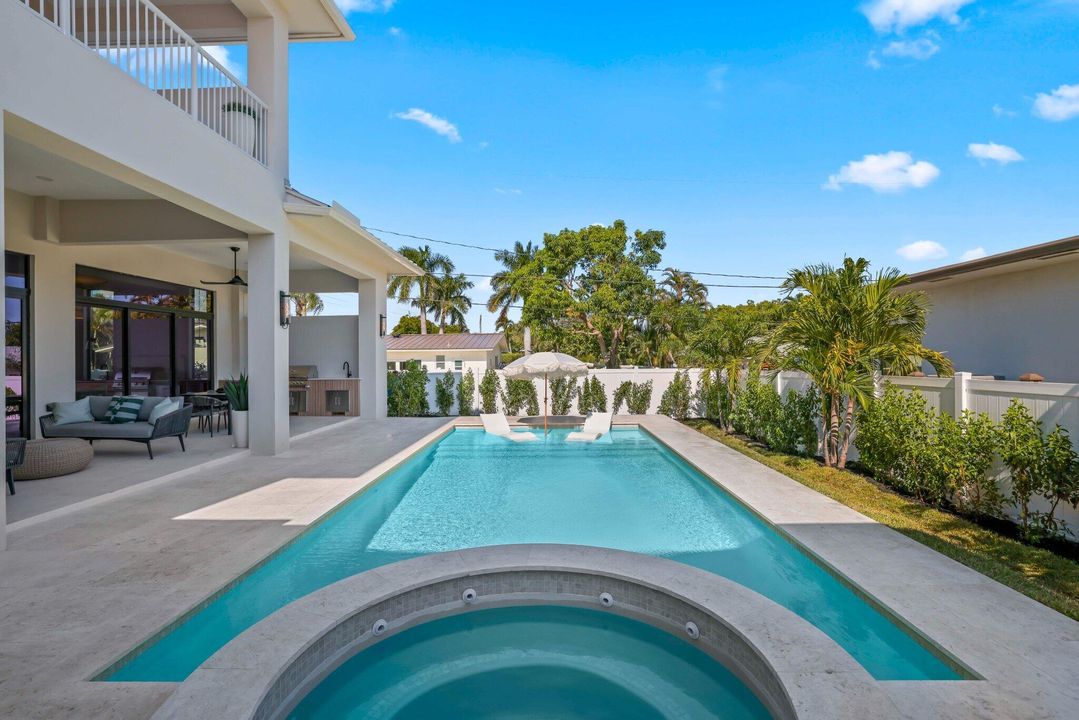 待售: $4,900,000 (5 贝兹, 5 浴室, 4573 平方英尺)