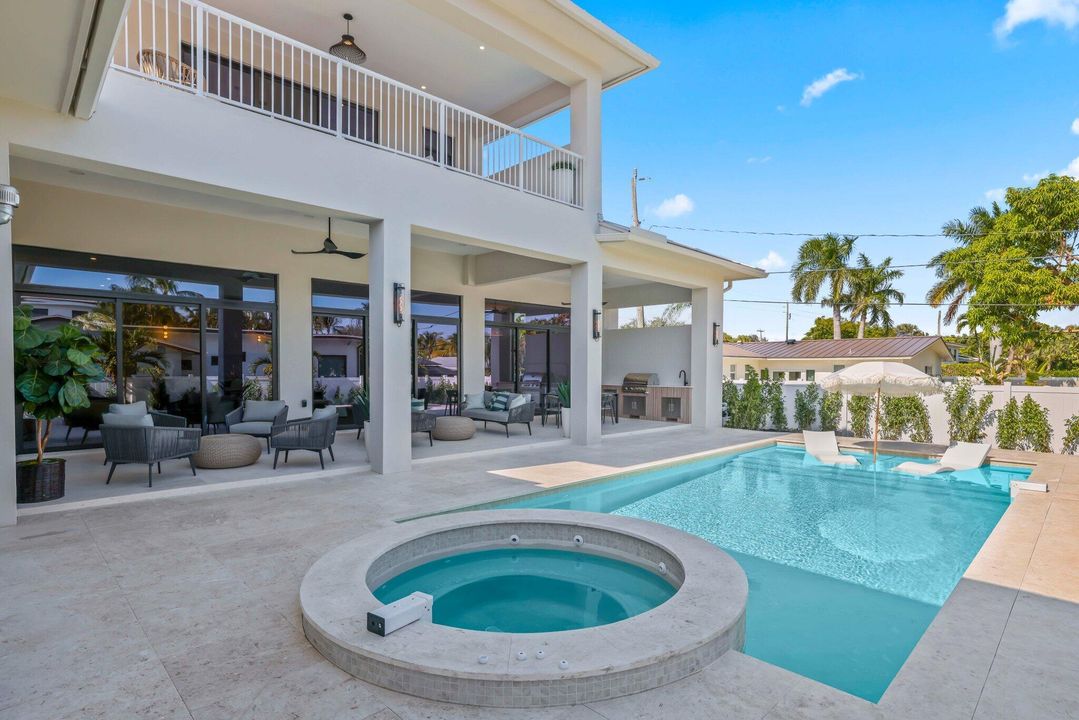 待售: $4,900,000 (5 贝兹, 5 浴室, 4573 平方英尺)