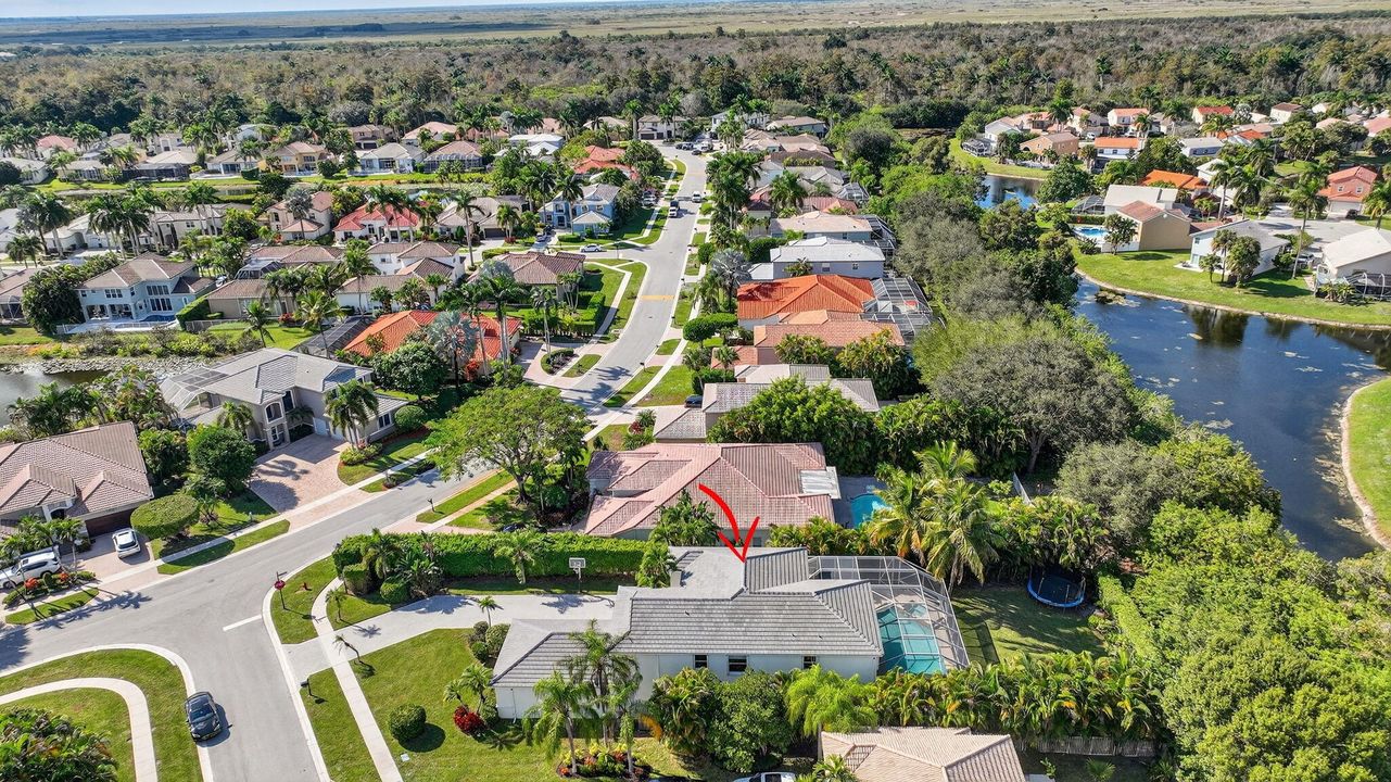 For Rent: $7,499 (5 beds, 3 baths, 3800 Square Feet)