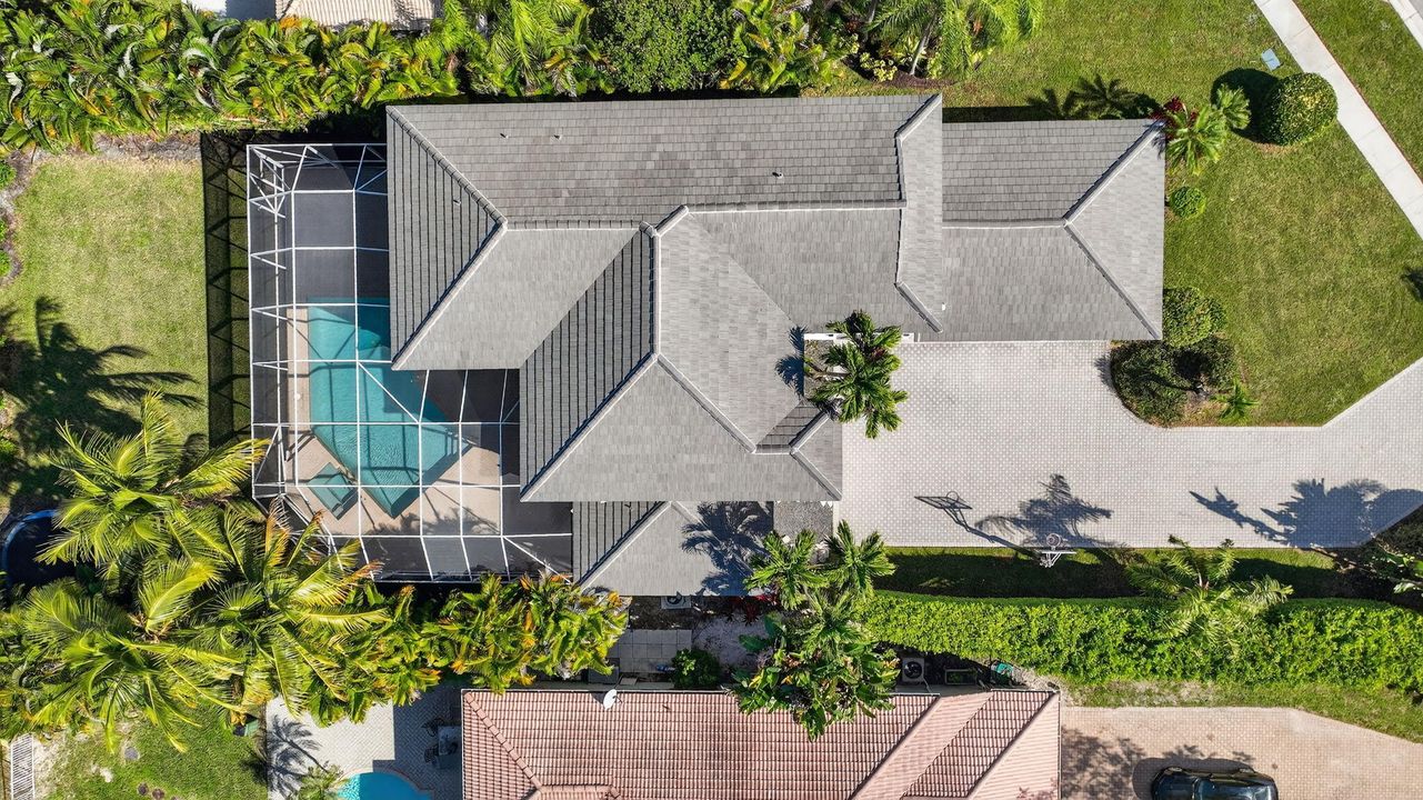 For Rent: $7,499 (5 beds, 3 baths, 3800 Square Feet)