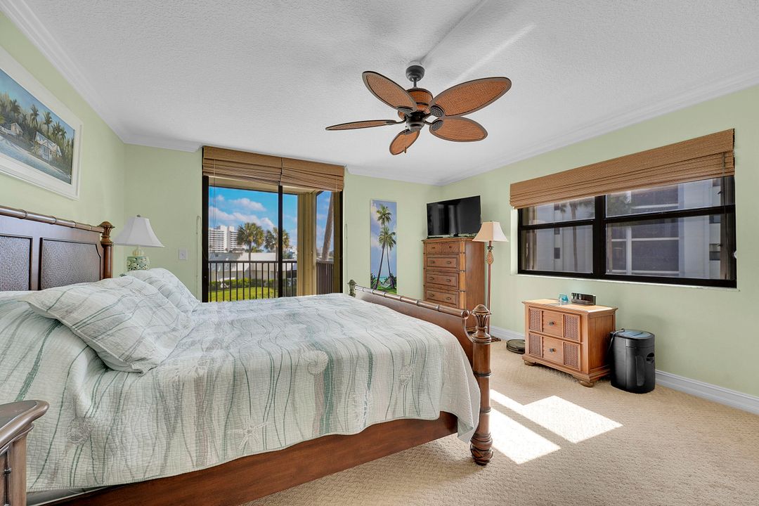 На продажу: $619,900 (2 спален, 2 ванн, 1639 Квадратных фут)