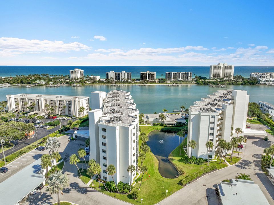 На продажу: $619,900 (2 спален, 2 ванн, 1639 Квадратных фут)