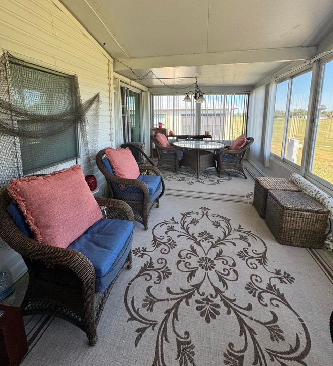 En Venta: $65,000 (3 camas, 2 baños, 1600 Pies cuadrados)