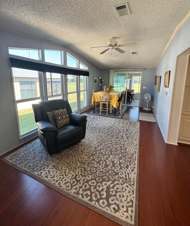 En Venta: $65,000 (3 camas, 2 baños, 1600 Pies cuadrados)