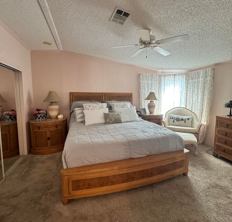 En Venta: $65,000 (3 camas, 2 baños, 1600 Pies cuadrados)