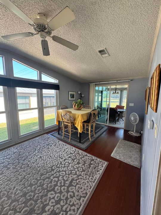 En Venta: $65,000 (3 camas, 2 baños, 1600 Pies cuadrados)