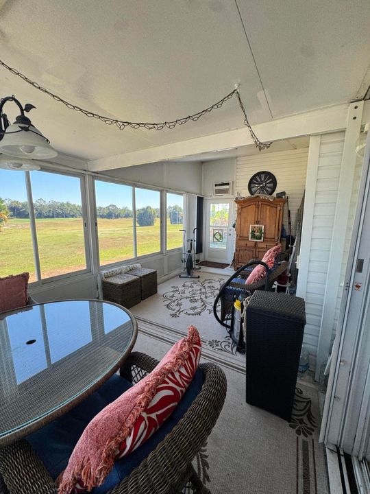 En Venta: $65,000 (3 camas, 2 baños, 1600 Pies cuadrados)