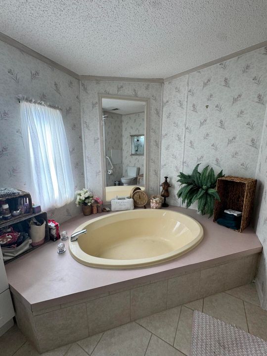 En Venta: $65,000 (3 camas, 2 baños, 1600 Pies cuadrados)