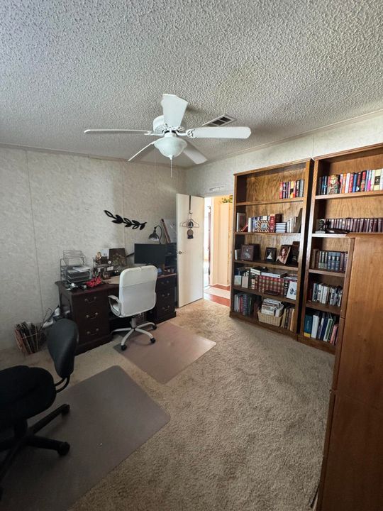 En Venta: $65,000 (3 camas, 2 baños, 1600 Pies cuadrados)