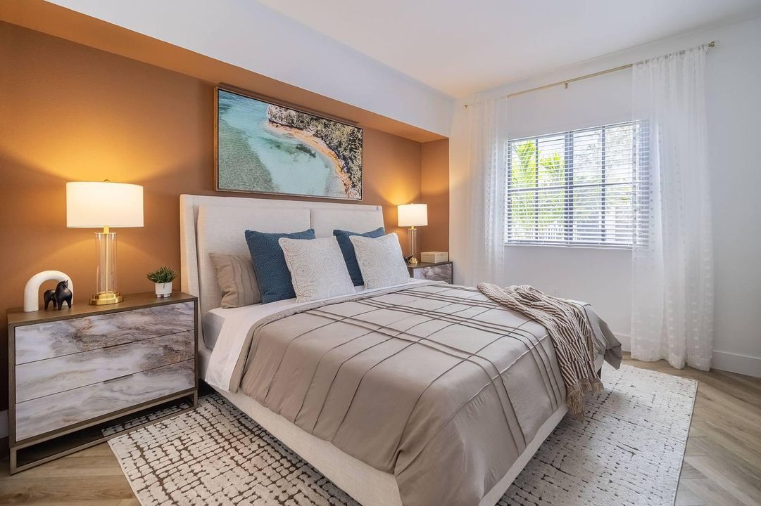 For Rent: $2,205 (1 beds, 1 baths, 817 Square Feet)