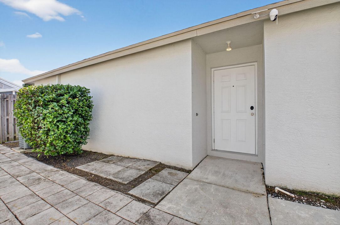 En Venta: $479,000 (3 camas, 2 baños, 1459 Pies cuadrados)