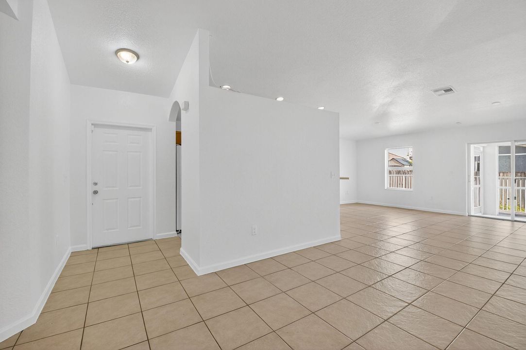 En Venta: $479,000 (3 camas, 2 baños, 1459 Pies cuadrados)