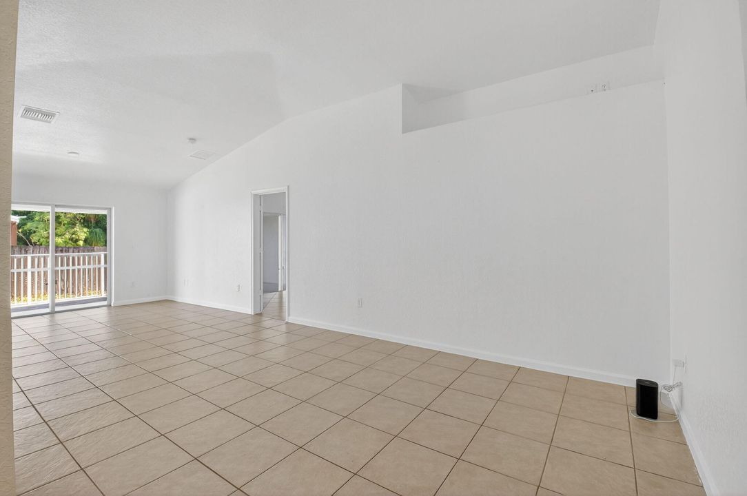 En Venta: $479,000 (3 camas, 2 baños, 1459 Pies cuadrados)