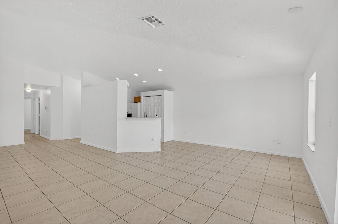 En Venta: $479,000 (3 camas, 2 baños, 1459 Pies cuadrados)