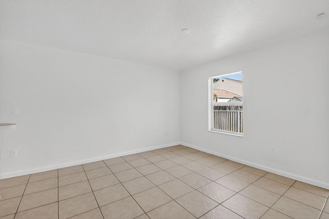 En Venta: $479,000 (3 camas, 2 baños, 1459 Pies cuadrados)