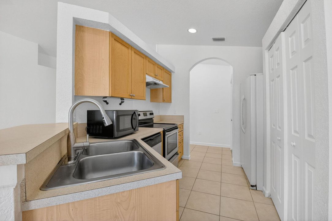 En Venta: $479,000 (3 camas, 2 baños, 1459 Pies cuadrados)