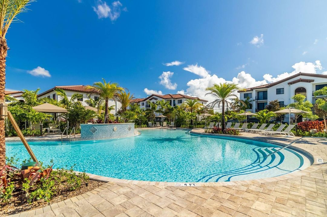 For Rent: $2,524 (2 beds, 2 baths, 1162 Square Feet)