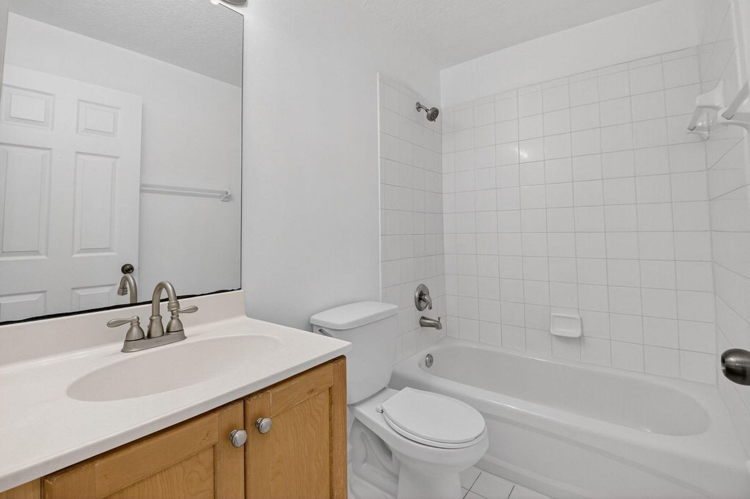 En Venta: $479,000 (3 camas, 2 baños, 1459 Pies cuadrados)