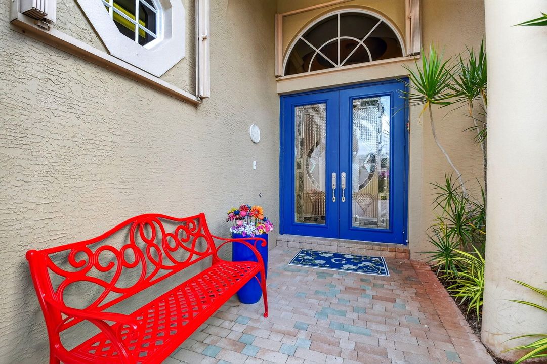 For Sale: $785,000 (3 beds, 3 baths, 2941 Square Feet)