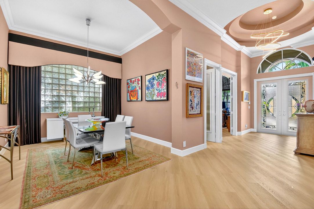 For Sale: $785,000 (3 beds, 3 baths, 2941 Square Feet)