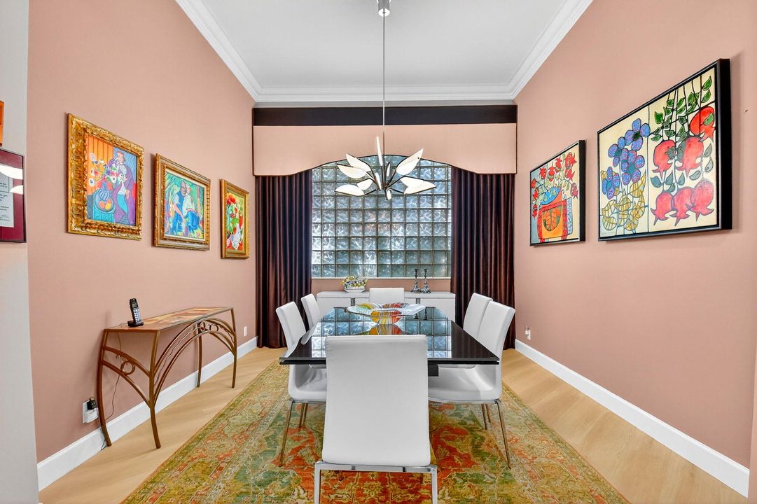 For Sale: $785,000 (3 beds, 3 baths, 2941 Square Feet)