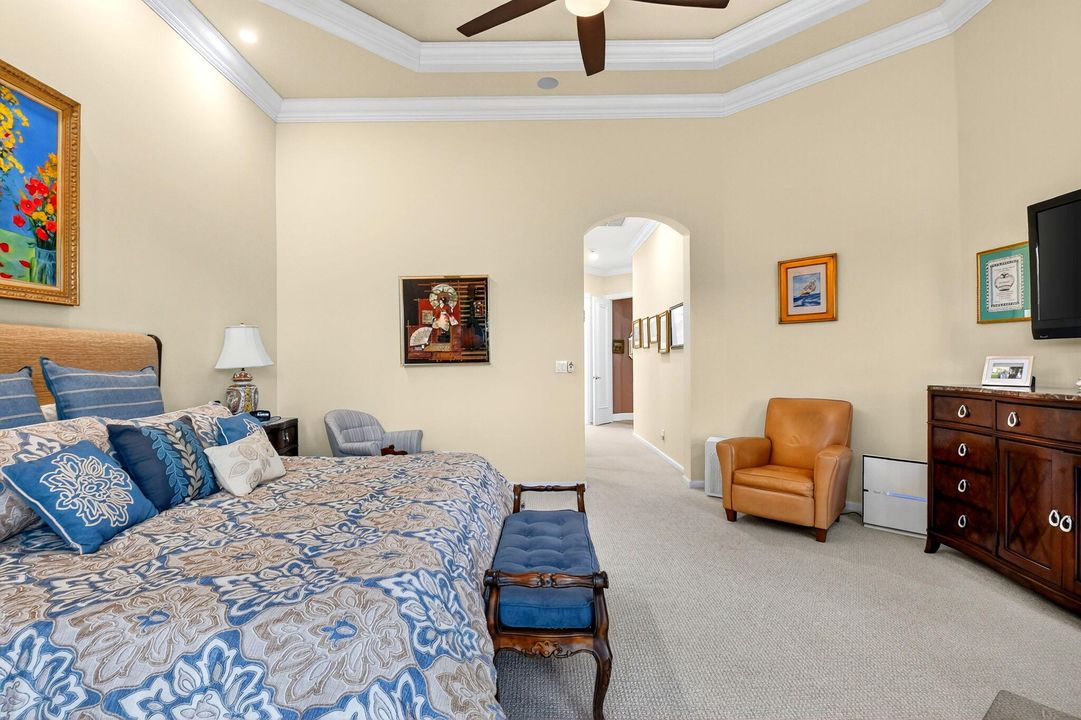 For Sale: $785,000 (3 beds, 3 baths, 2941 Square Feet)