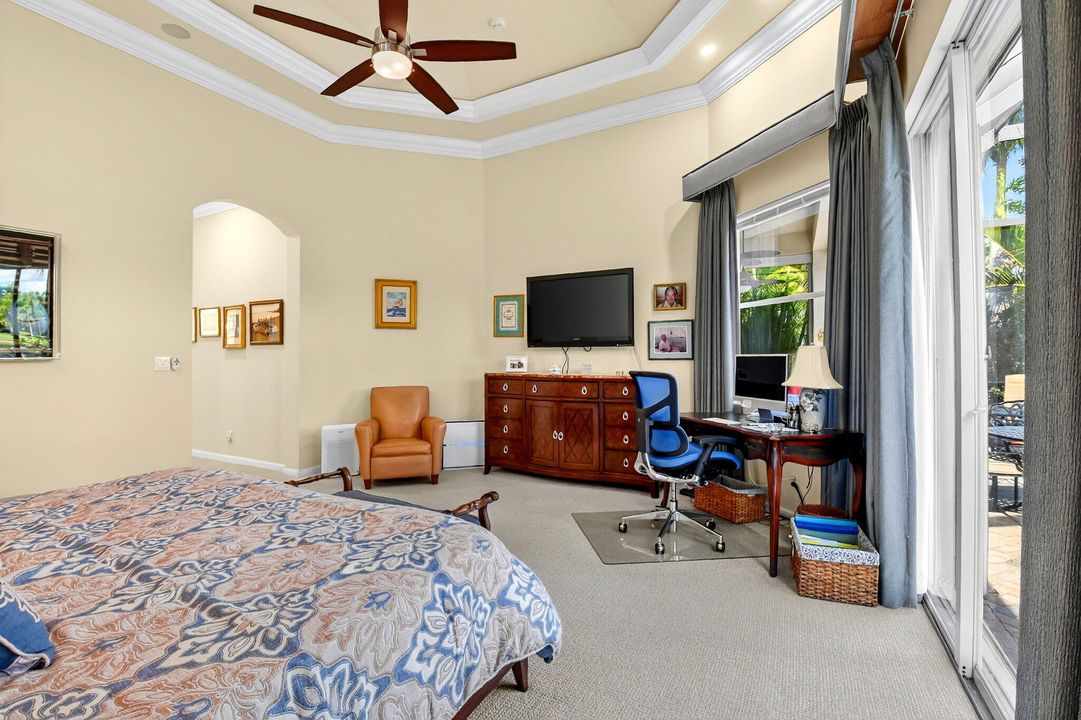 For Sale: $785,000 (3 beds, 3 baths, 2941 Square Feet)