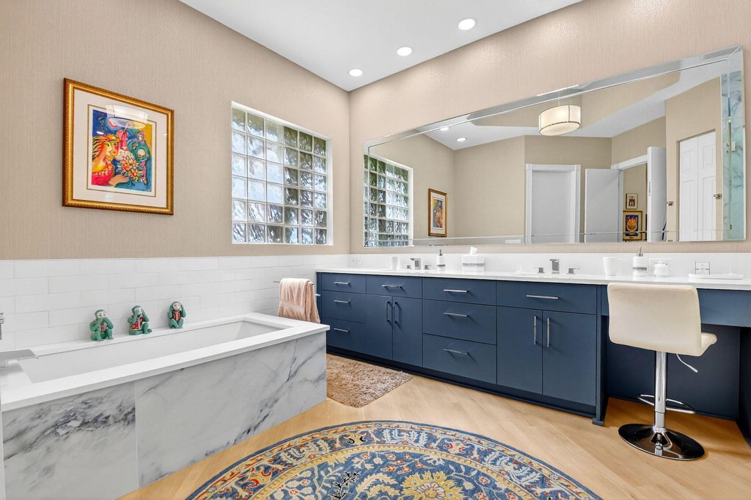 For Sale: $785,000 (3 beds, 3 baths, 2941 Square Feet)