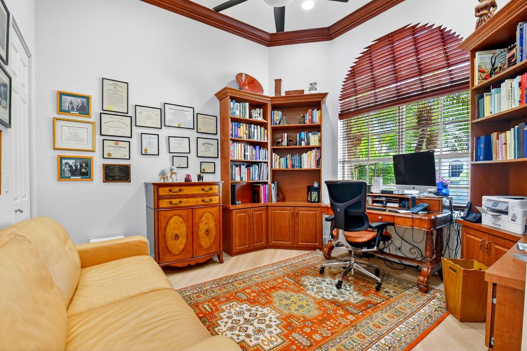 For Sale: $785,000 (3 beds, 3 baths, 2941 Square Feet)