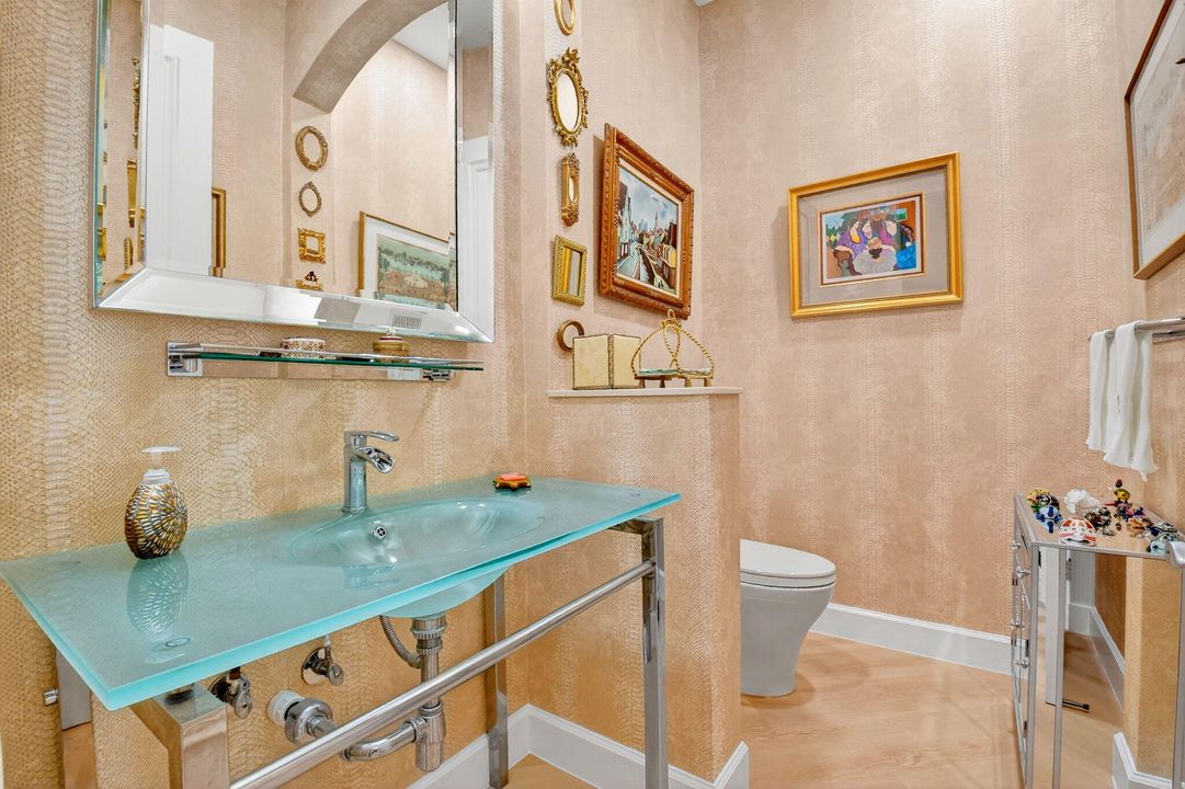 For Sale: $785,000 (3 beds, 3 baths, 2941 Square Feet)