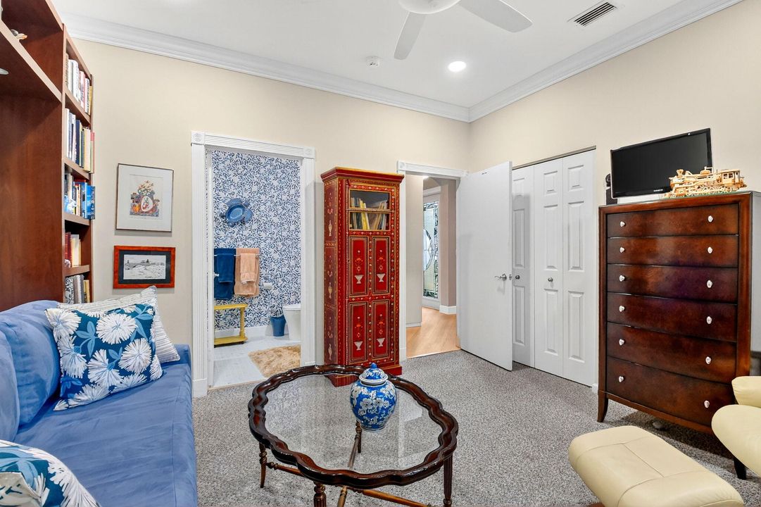 For Sale: $785,000 (3 beds, 3 baths, 2941 Square Feet)