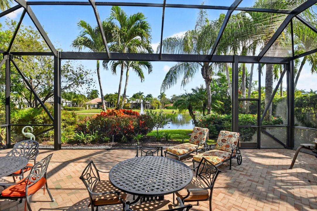 For Sale: $785,000 (3 beds, 3 baths, 2941 Square Feet)