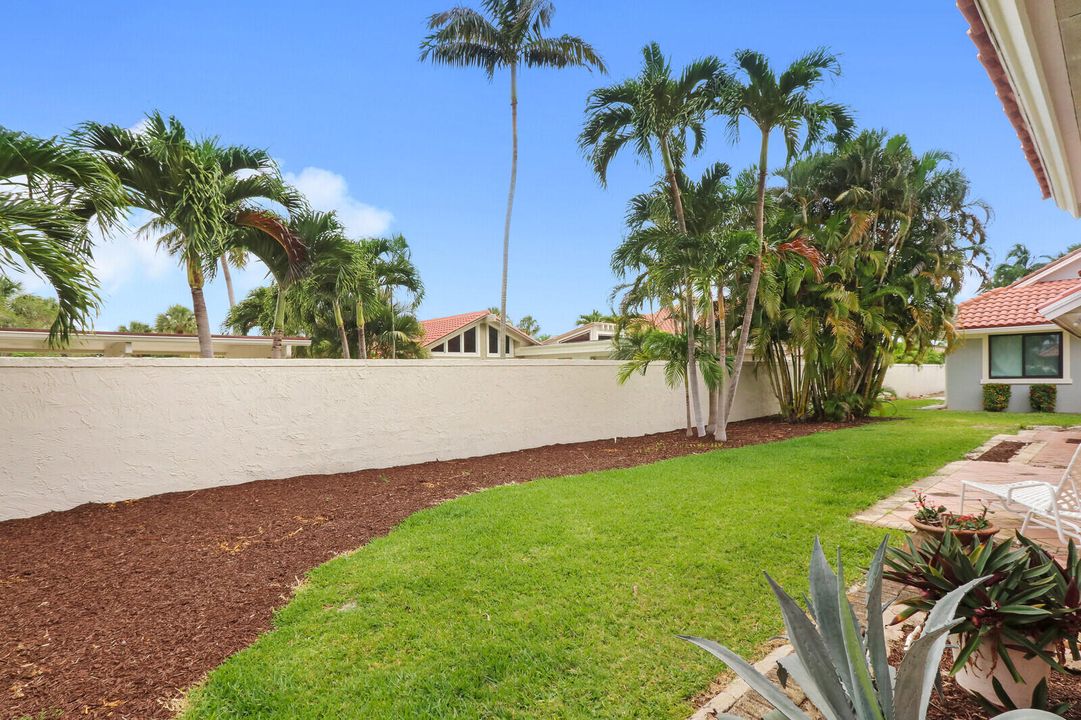 В аренду: $6,300 (3 спален, 2 ванн, 1963 Квадратных фут)