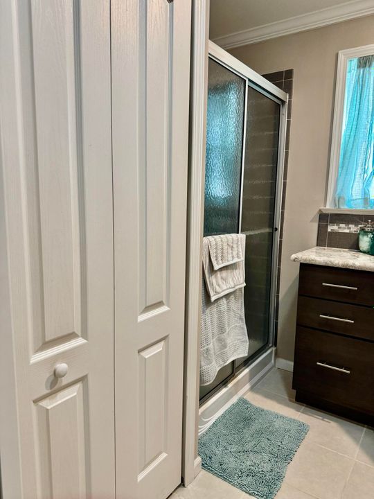 待售: $179,000 (1 贝兹, 1 浴室, 685 平方英尺)