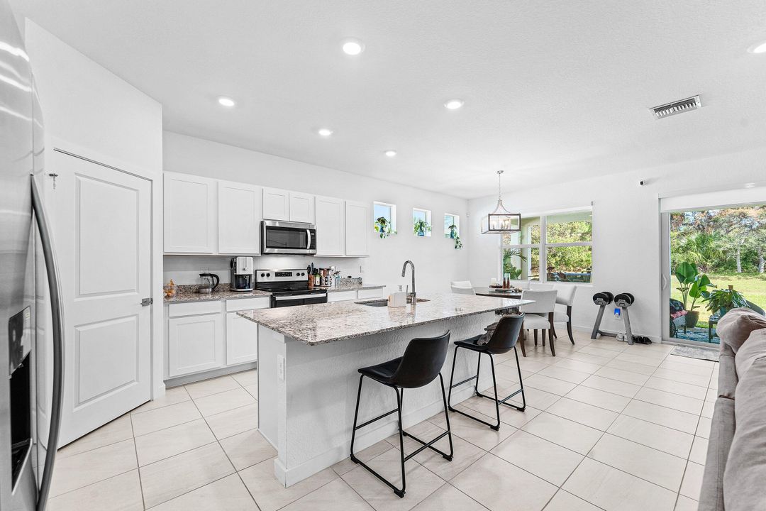 For Sale: $609,000 (4 beds, 2 baths, 2033 Square Feet)