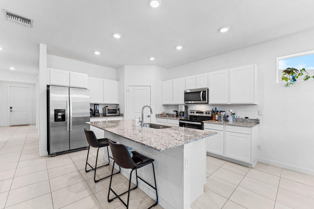 For Sale: $609,000 (4 beds, 2 baths, 2033 Square Feet)