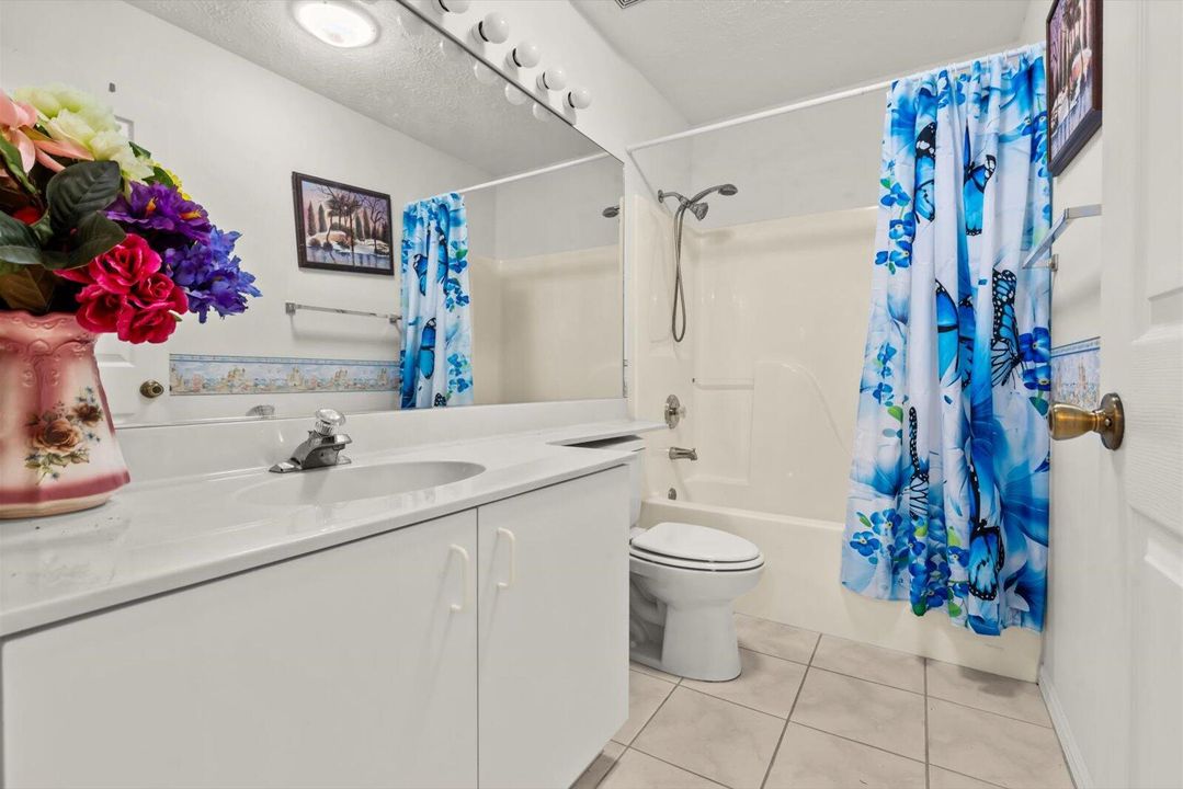 For Sale: $315,000 (3 beds, 2 baths, 1657 Square Feet)