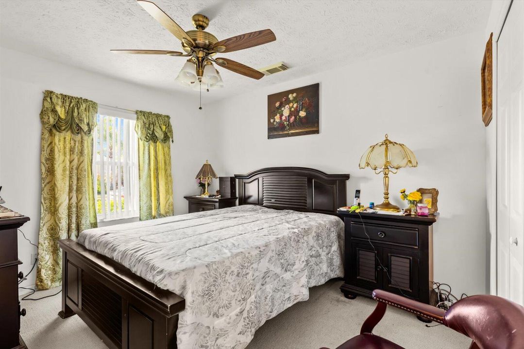 For Sale: $315,000 (3 beds, 2 baths, 1657 Square Feet)